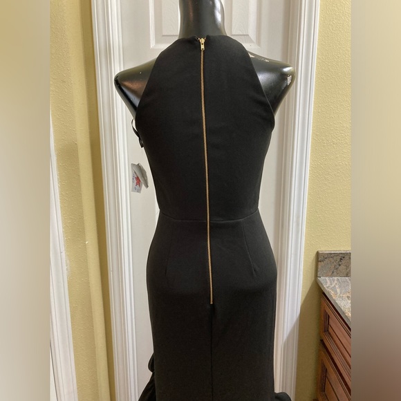 Betsy & Adam Women's Long Halter Crepe Tiered Ruffle Gown NWT Size 2 - Picture 8 of 16